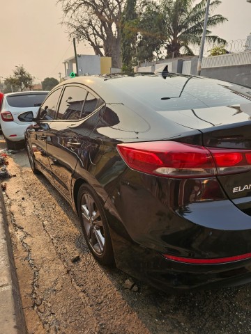 Venda HYUNDAI ELANTRA FULL OPTION 2018