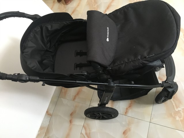 Venda Carrinho de bebé - 2 em 1