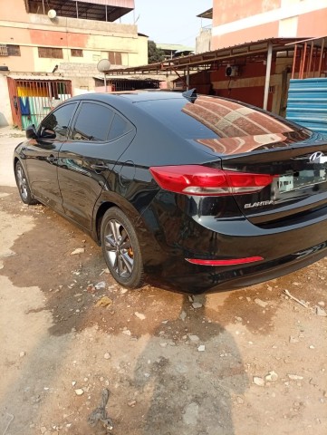 Venda HYUNDAI ELANTRA FULL OPTION LIMPO