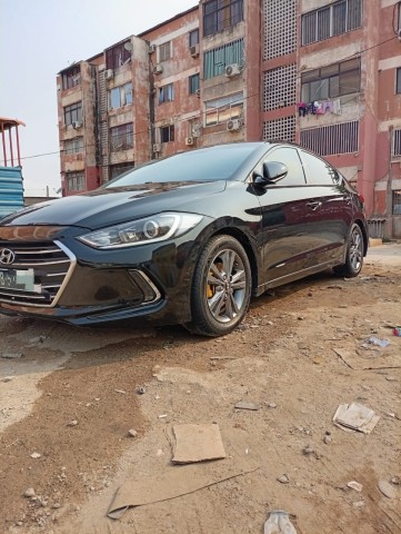 Venda HYUNDAI ELANTRA FULL OPTION LIMPO