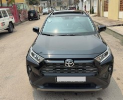 A venda TOYOTA RAV4 ÚLTIMO MODELO 2024