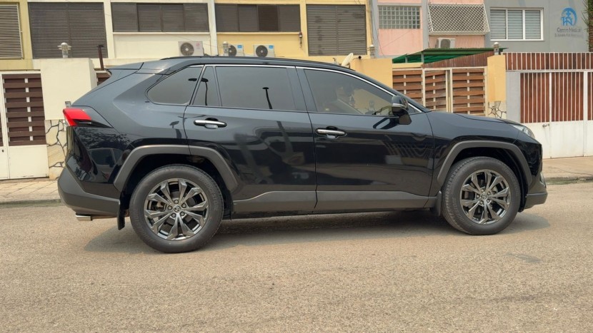 Venda TOYOTA RAV4 ÚLTIMO MODELO 2024