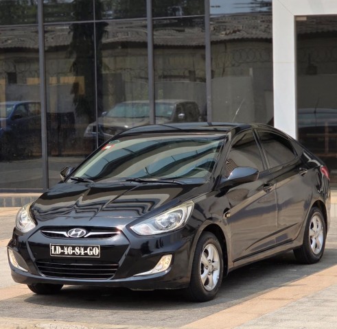 Venda HYUNDAI ACCENT