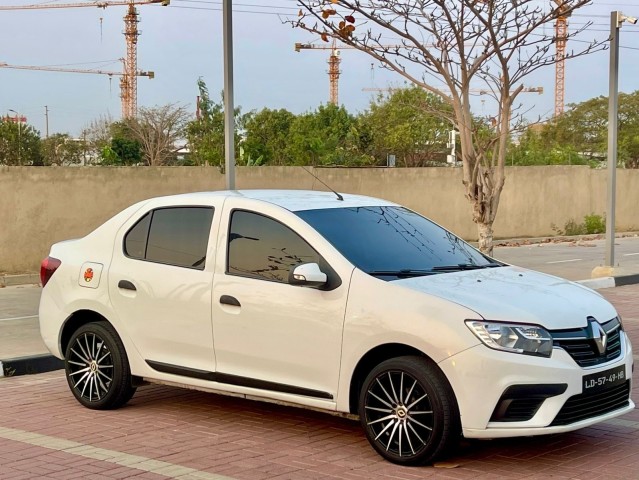 Venda Renault logan impecável