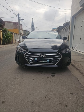 Venda HYUNDAI ELANTRA FULL OPTION LIMPO