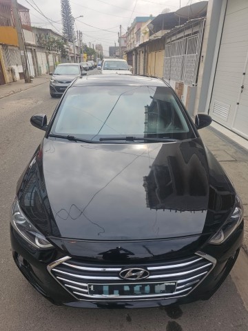 Venda HYUNDAI ELANTRA FULL OPTION LIMPO