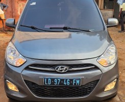 A venda HYUNDAI I10 LIMPO