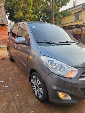 Venda HYUNDAI I10 LIMPO