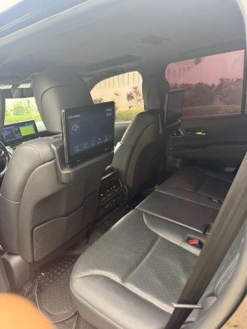 Venda TOYOTA LAND CRUISER VXR | TWIN TURBO