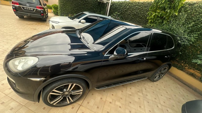 Venda PORSCHE CAYENNE