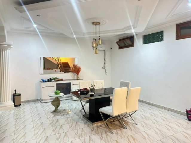 Venda Tipologia Duplex com ampla área externa