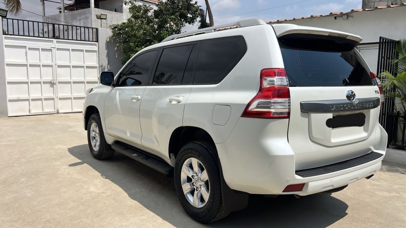 Venda TOYOTA LAND CRUISER PRADO TXL