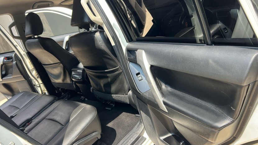 Venda TOYOTA LAND CRUISER PRADO TXL