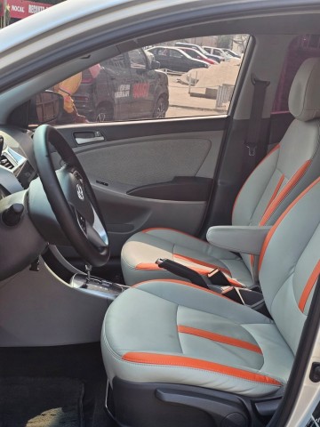 Venda HYUNDAI ACCENT LIMPO