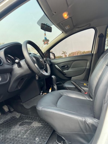 Venda Renault logan impecável