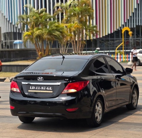 Venda HYUNDAI ACCENT