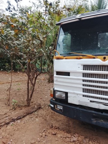 Venda Scania 112 fixa com grua 5t 6 rodas