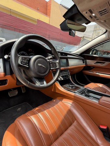 Venda Jaguar XF
