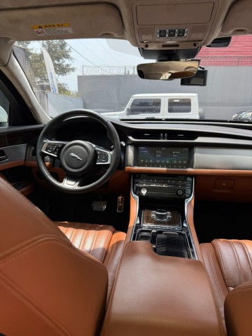 Venda Jaguar XF