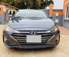 A venda HYUNDAI ELANTRA FULL OPTIONS 2020