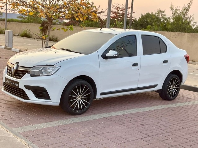 Venda Renault logan impecável