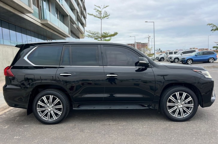 Venda LEXUS 570 FULL EXTRAS