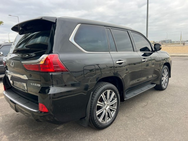 Venda LEXUS 570 FULL EXTRAS