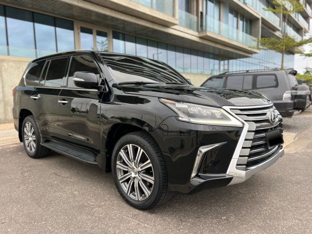 Venda LEXUS 570 FULL EXTRAS