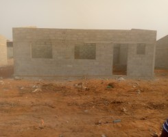 A venda Casas inacabadas