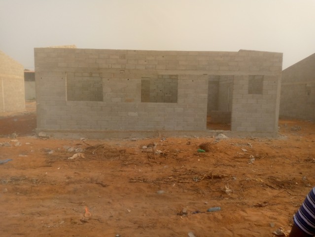 Venda Casas inacabadas