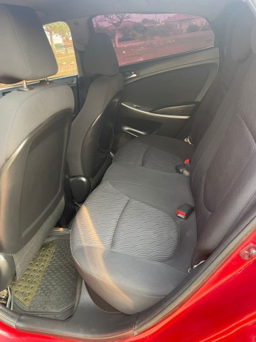 Venda HYUNDAI ACCENT