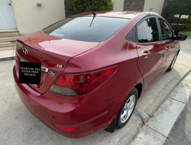 Venda HYUNDAI ACCENT