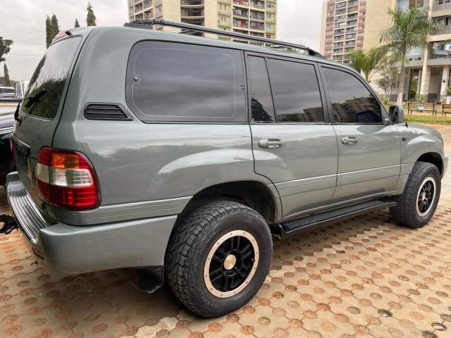 Venda TOYOTA LAND CRUISER