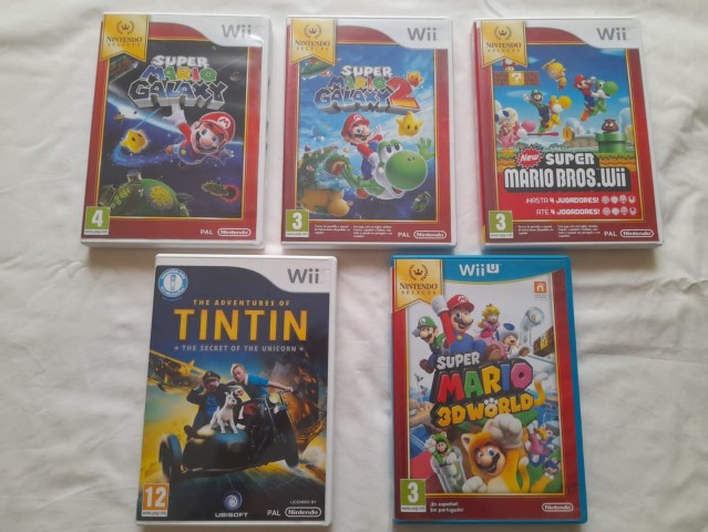 Venda NINTENDO WII U + 13 JOGOS