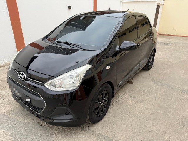 Venda HYUNDAI GRAND i10 SEDAN
