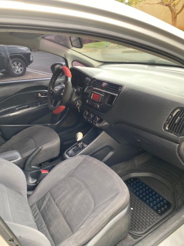 Venda Vendo Kia Rio Super Limpo...