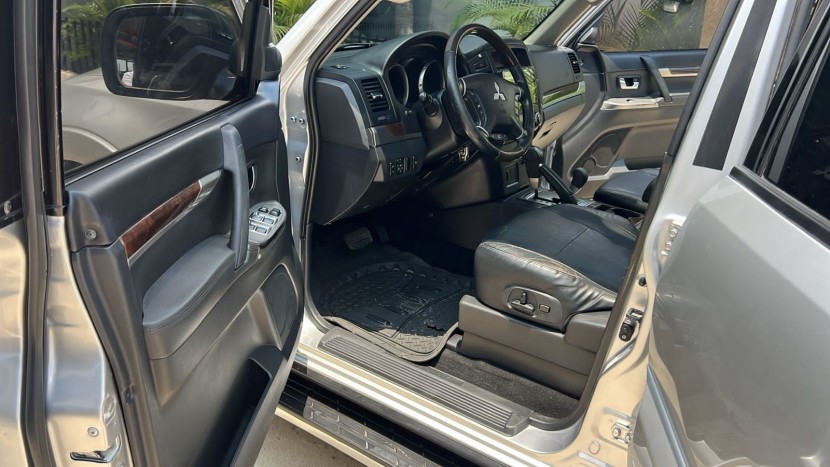 Venda Vendo Mitsubishi Pajero Super Limpa