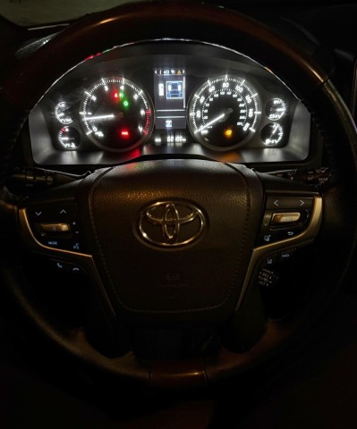 Venda Land cruiser V8