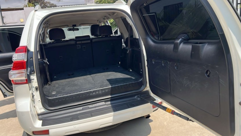 Venda TOYOTA LAND CRUISER | PRADO TXL