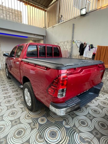 Venda Toyota Hilux Vulgo João Lourenço
