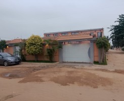 Comprar Comprar Vivenda T3+1 No Zango 1
