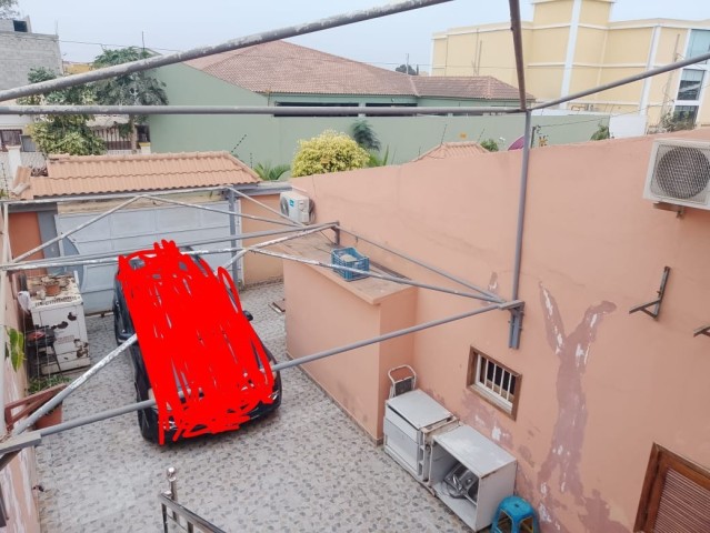 Venda Comprar Vivenda T3+1 No Zango 1