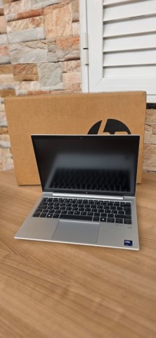 Venda PORT HP Elitebook 830 13 3" U5-125U WUXGA 300NITS*