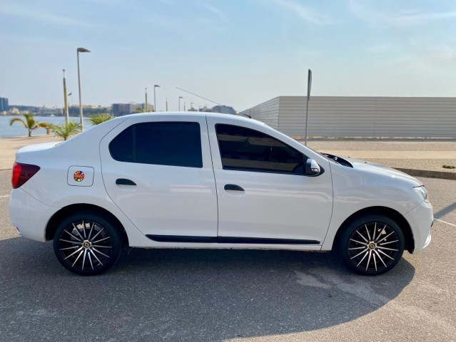 Venda Renault logan impecável
