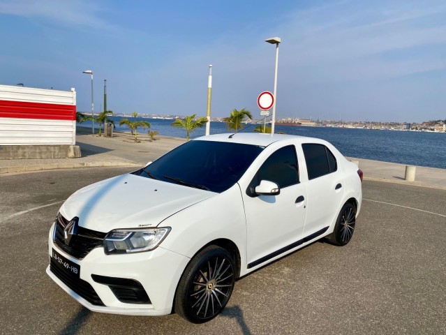 Venda Renault logan impecável