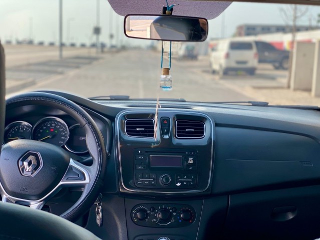 Venda Renault logan impecável