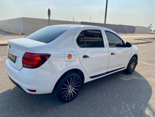 Venda Renault logan impecável