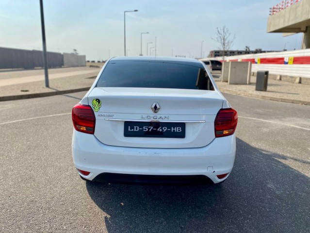 Venda Renault logan impecável