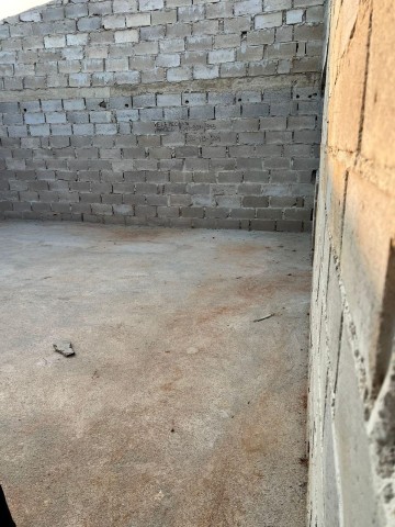 Venda Vende-se esta casa do tipo T3 inacabada no zango-8000