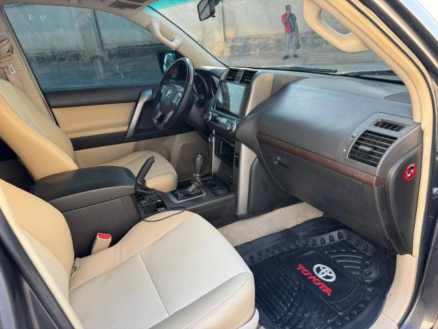 Venda TOYOTA LAND CRUISER | PRADO TXL